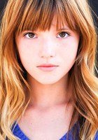 贝拉·索恩 Bella Thorne