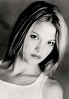 妮基·艾考克斯 Nicki Aycox