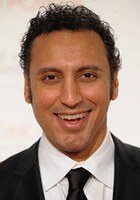 阿西夫·曼德维 Aasif Mandvi