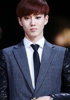 金俊勉 SUHO