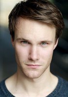 休·斯金纳 Hugh Skinner