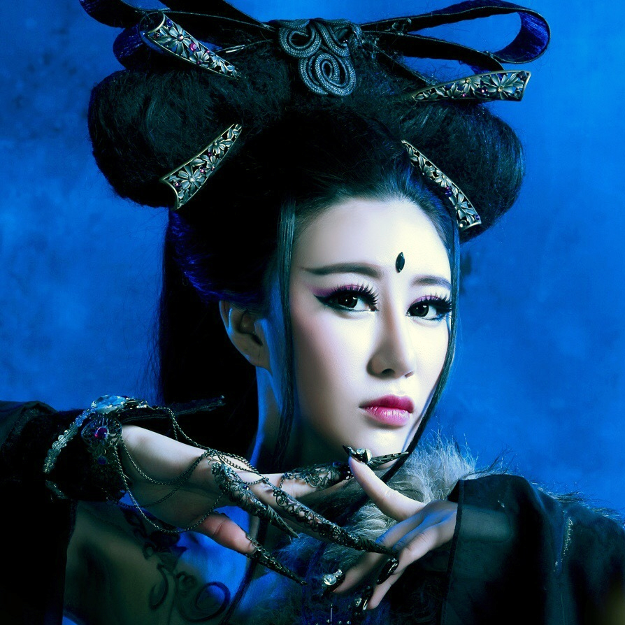 卖大叔的S小姐